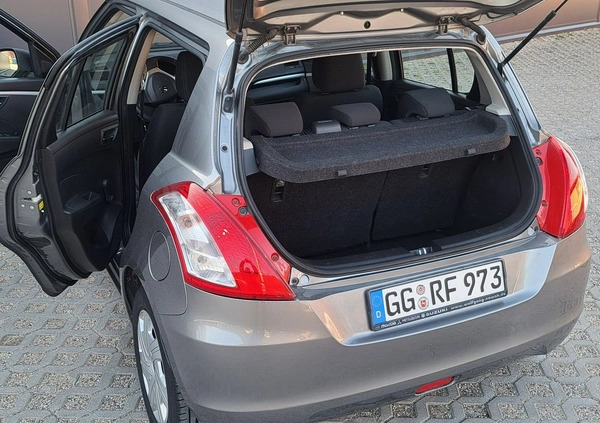 Suzuki Swift cena 27900 przebieg: 164114, rok produkcji 2010 z Olsztyn małe 191